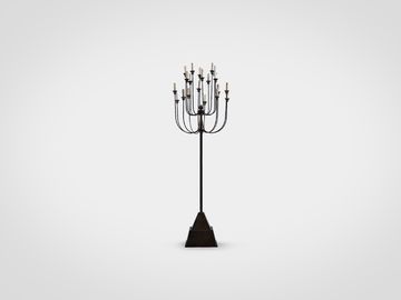 Лампа напольная из металла в стиле лофт