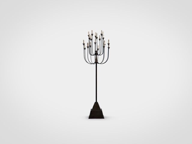 Лампа напольная из металла в стиле лофт