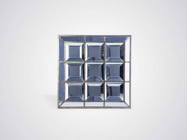 Зеркало декоративное квадратной формы в стиле арт-деко